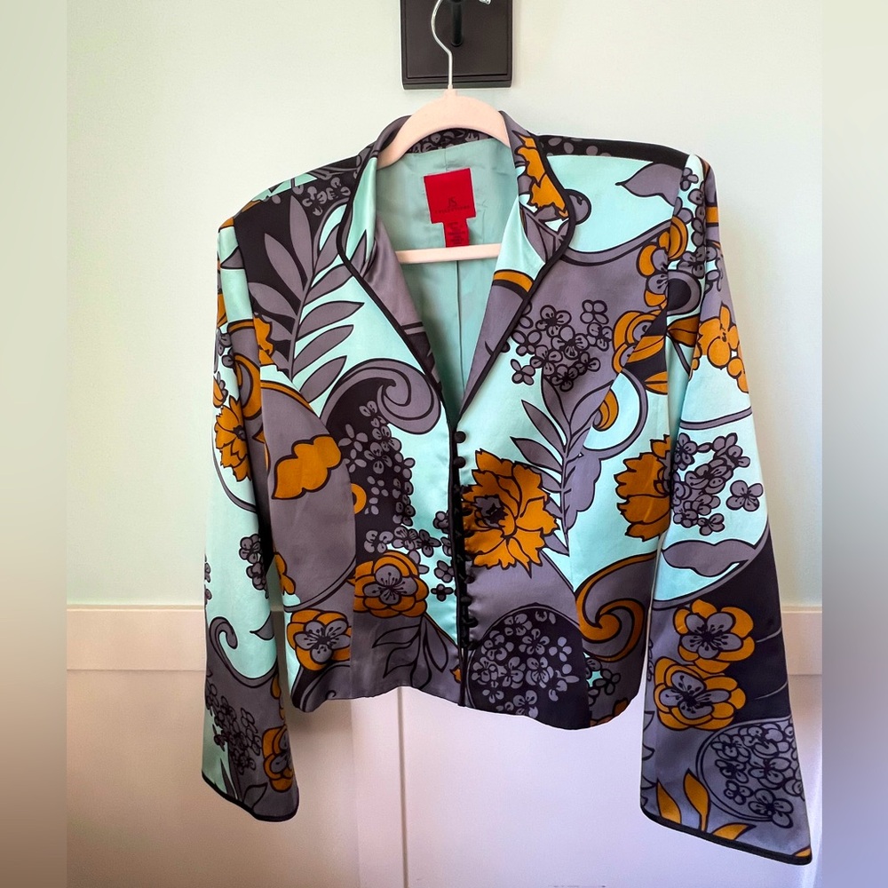 JS Collections | Silk | Jackets & Coats I Printed Evening Cropped Blazer